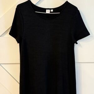 GAP Women's Black Short Sleeve Dress Small Tall Chic‎ Little Black Dress